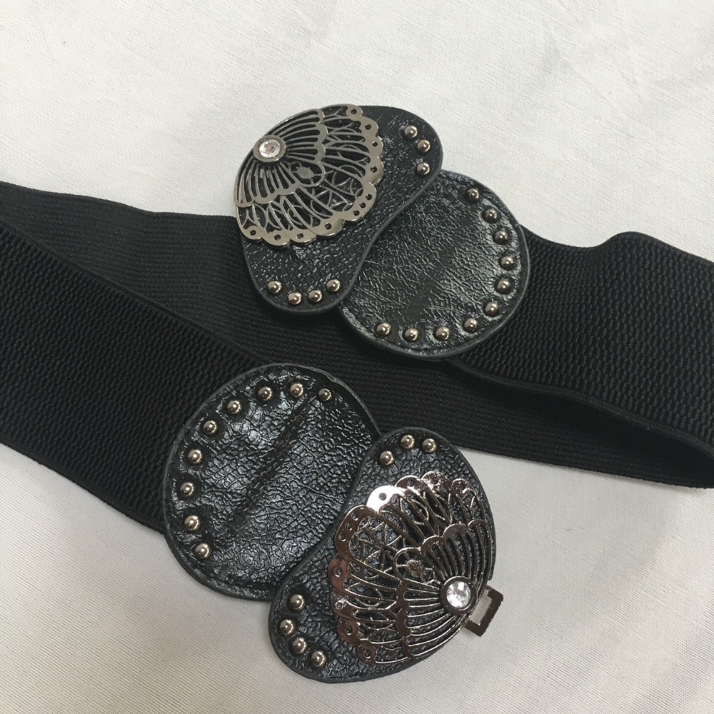 Butterfly stretch belt